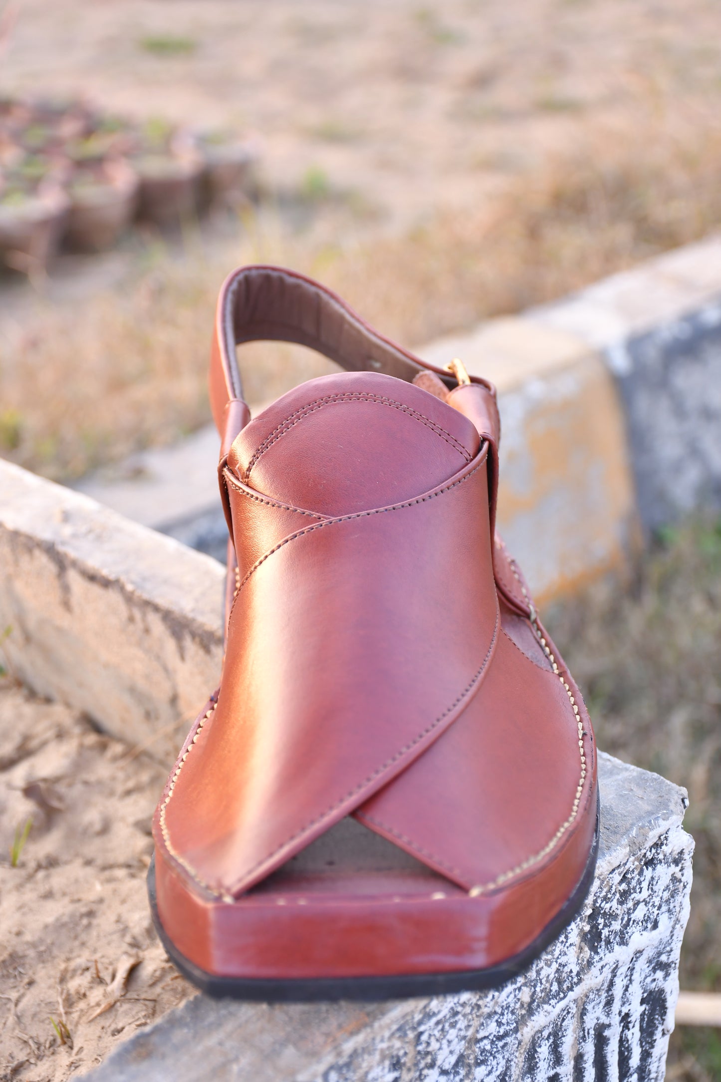 Premium Handcrafted Rust Brown Kaptaan Leather Peshawari Chappal