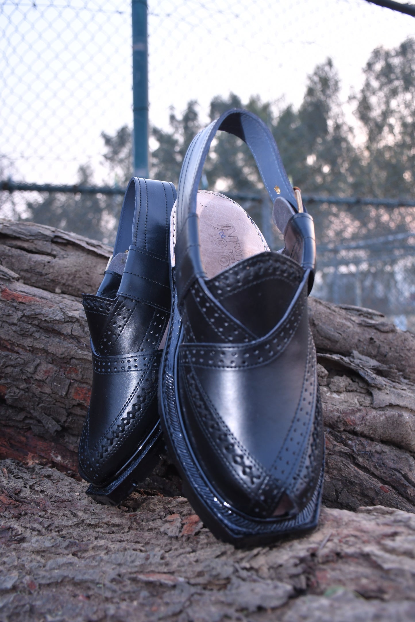 Black Norozi Chappal – The Symbol of Royalty & Tradition