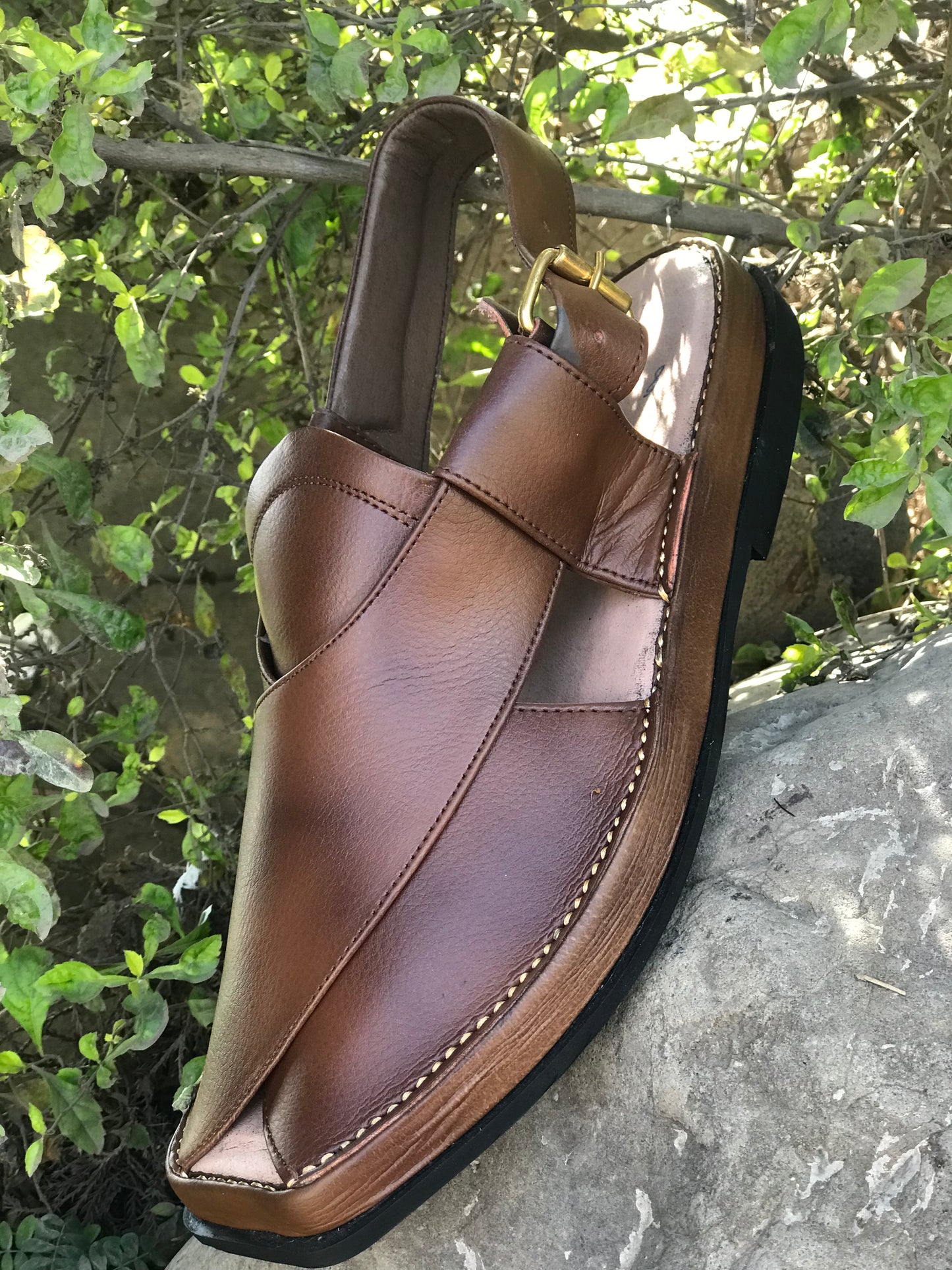 Shaded Lightweight Kaptaan Brown Chappals